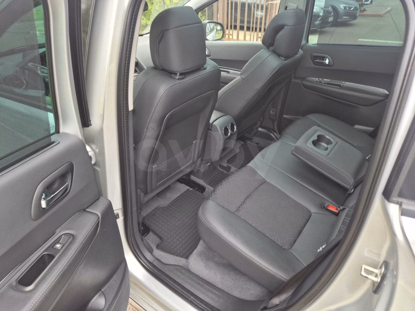 Peugeot 3008 фото 12