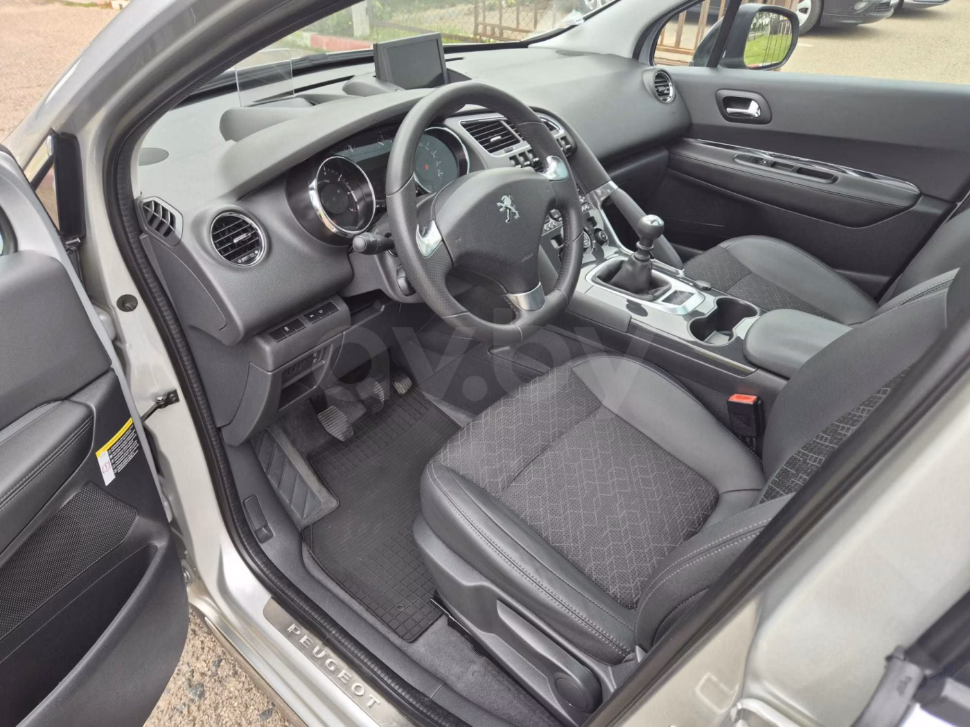 Peugeot 3008 фото 11