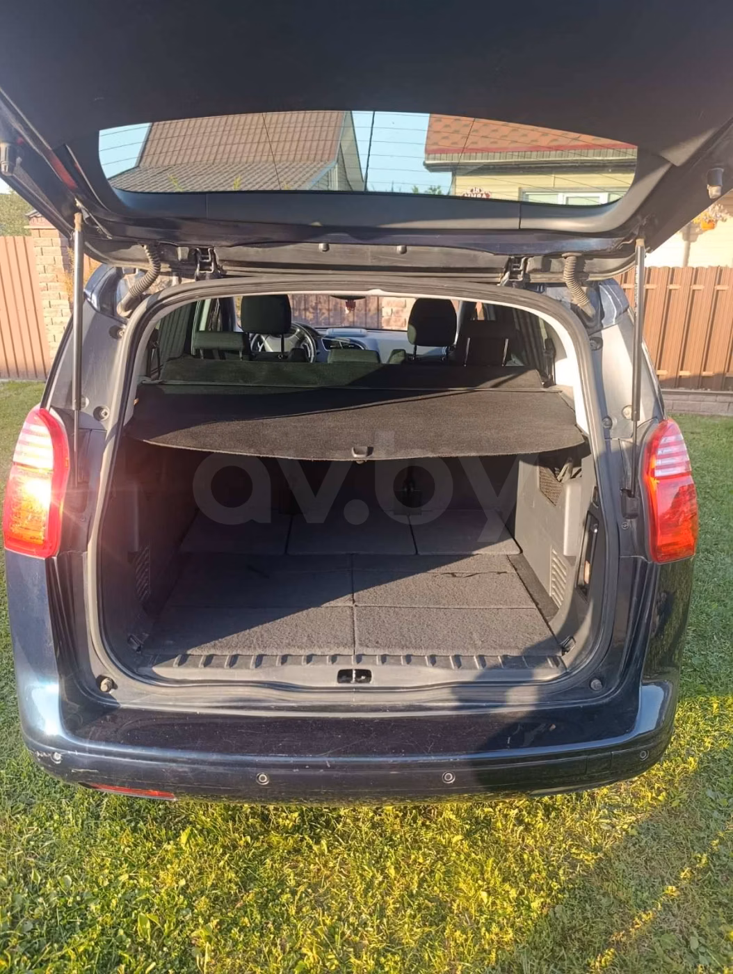 Peugeot 5008 фото 7