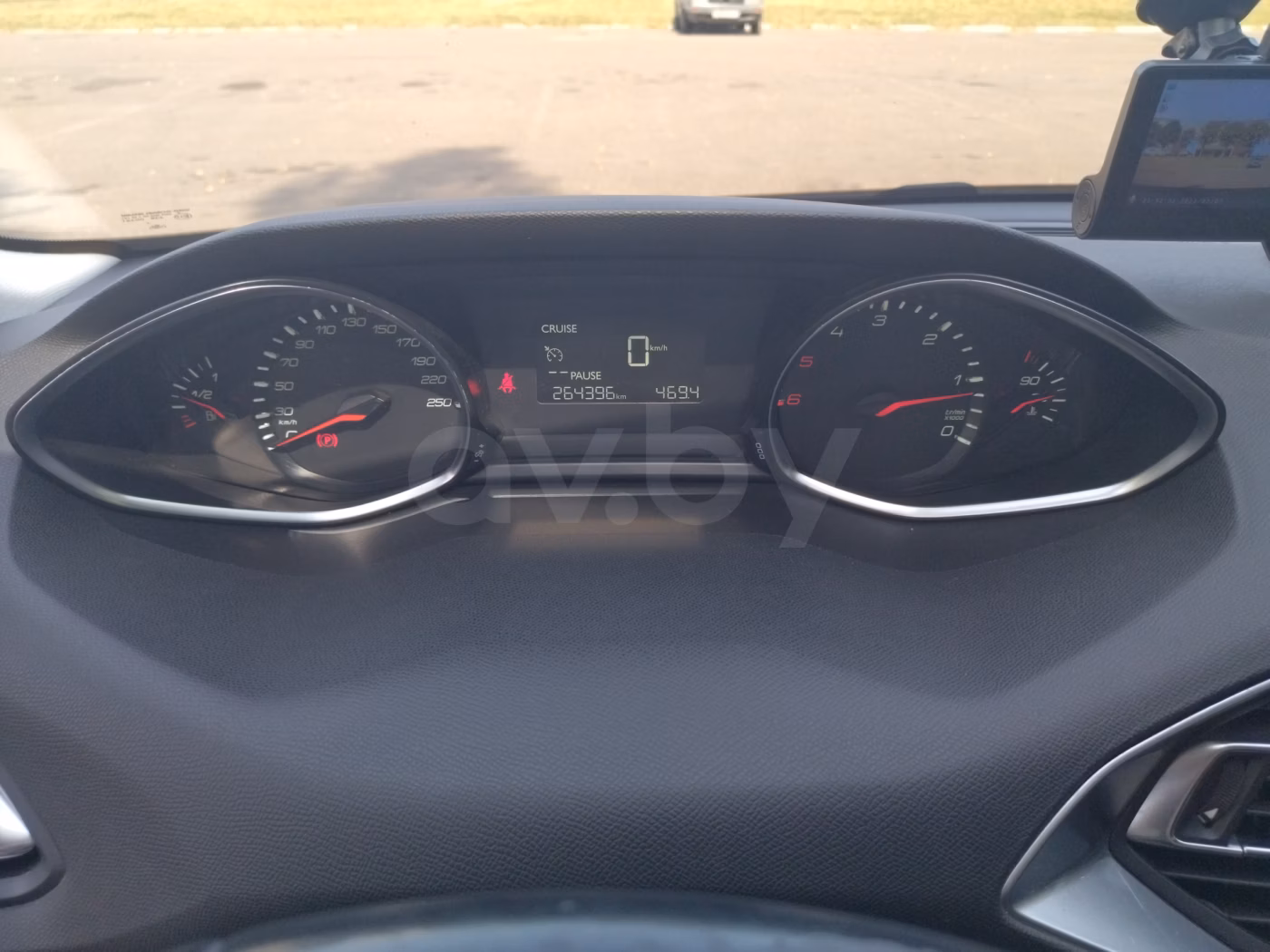 Peugeot 308 фото 9