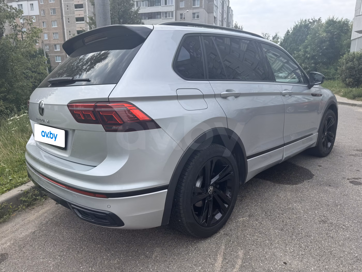 Volkswagen Tiguan фото 11