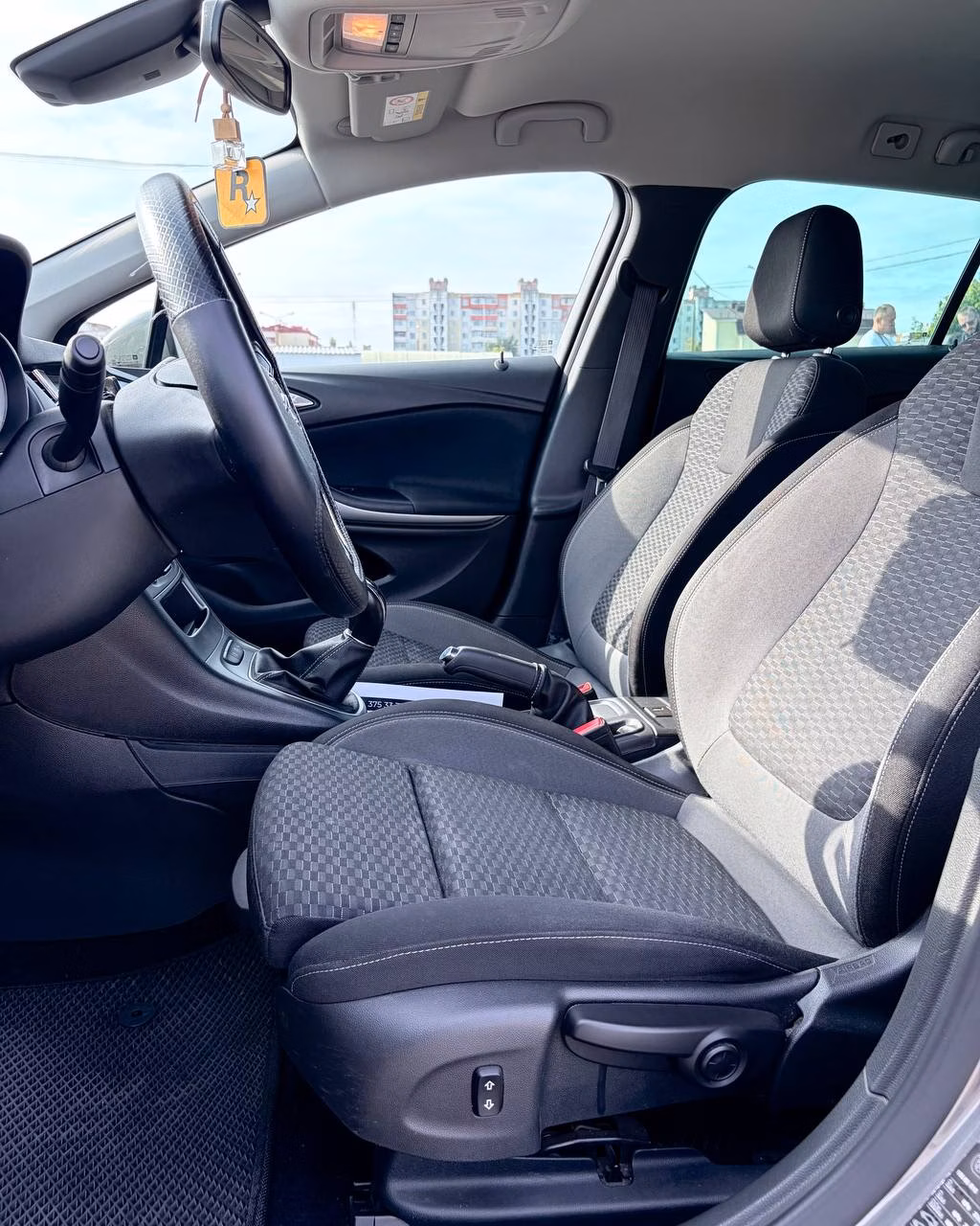 Opel Astra фото 10