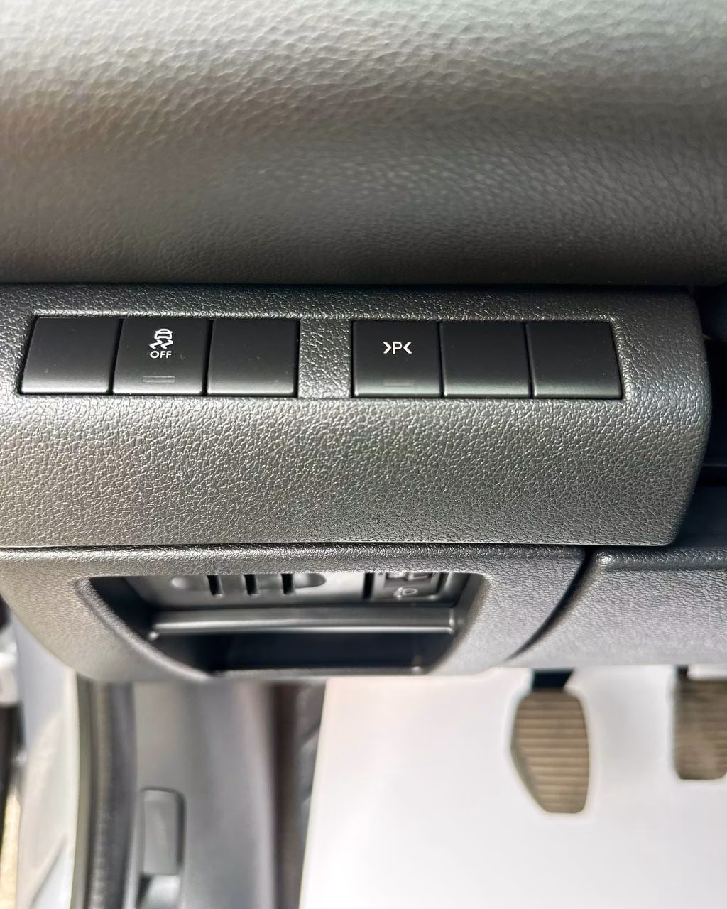 Peugeot 5008 фото 14