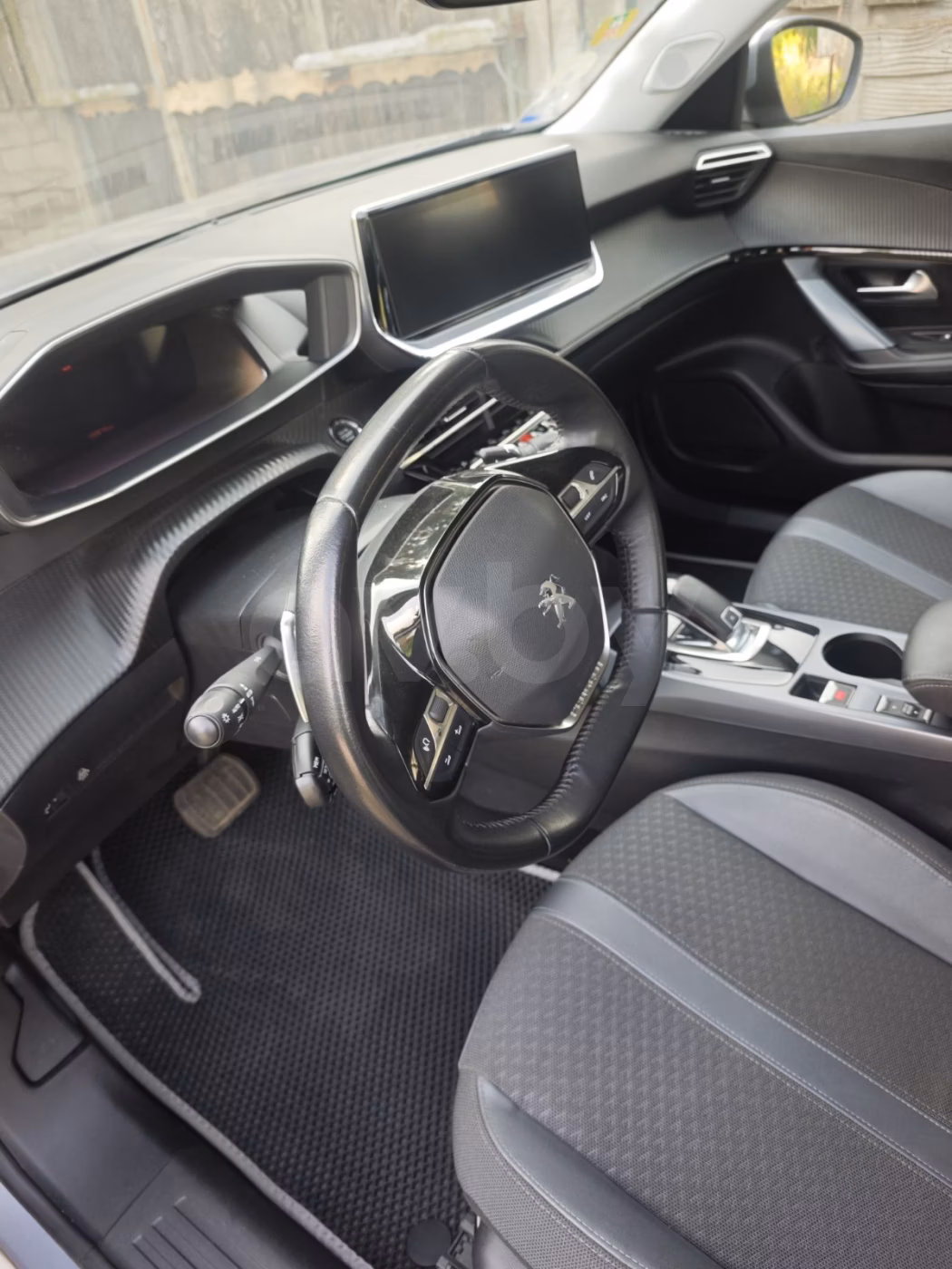 Peugeot 2008 фото 5