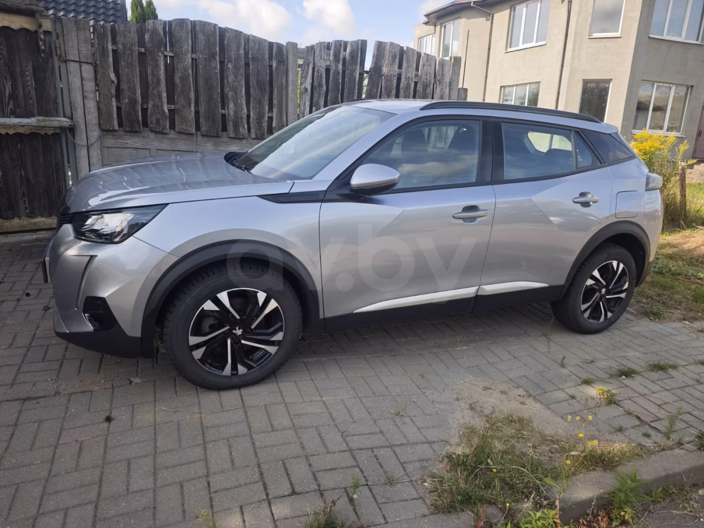 Peugeot 2008 фото 9