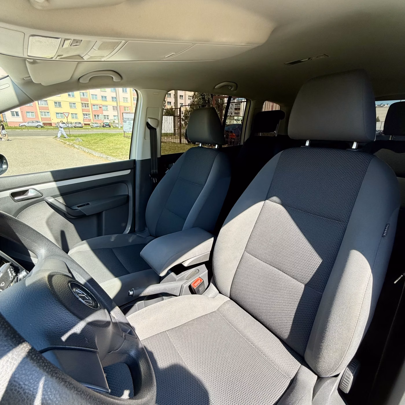 Volkswagen Touran фото 9