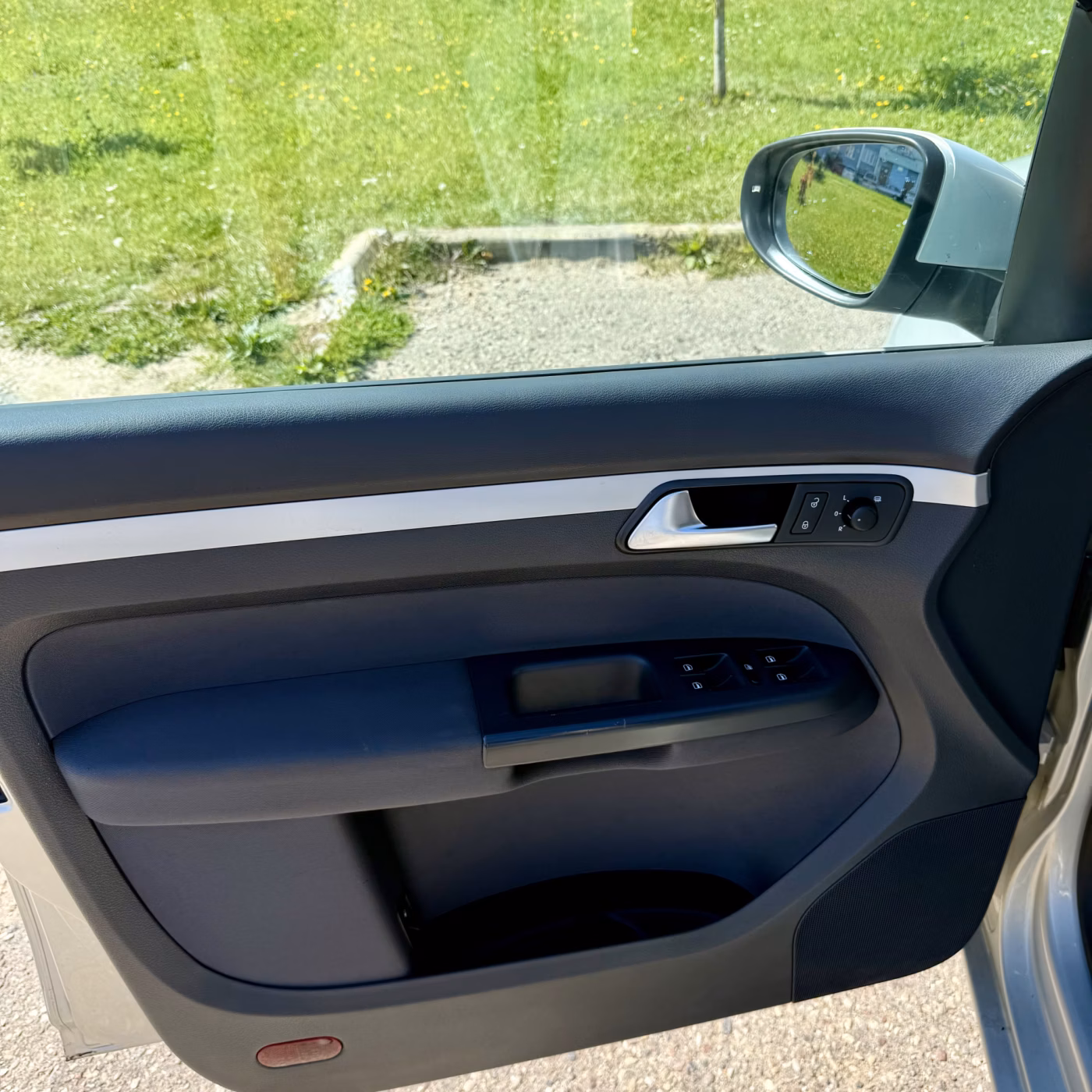 Volkswagen Touran фото 25