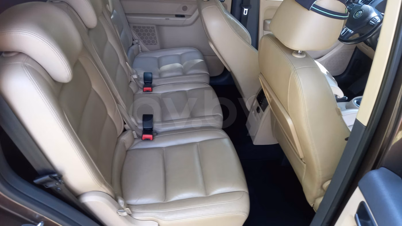 Volkswagen Touran фото 9