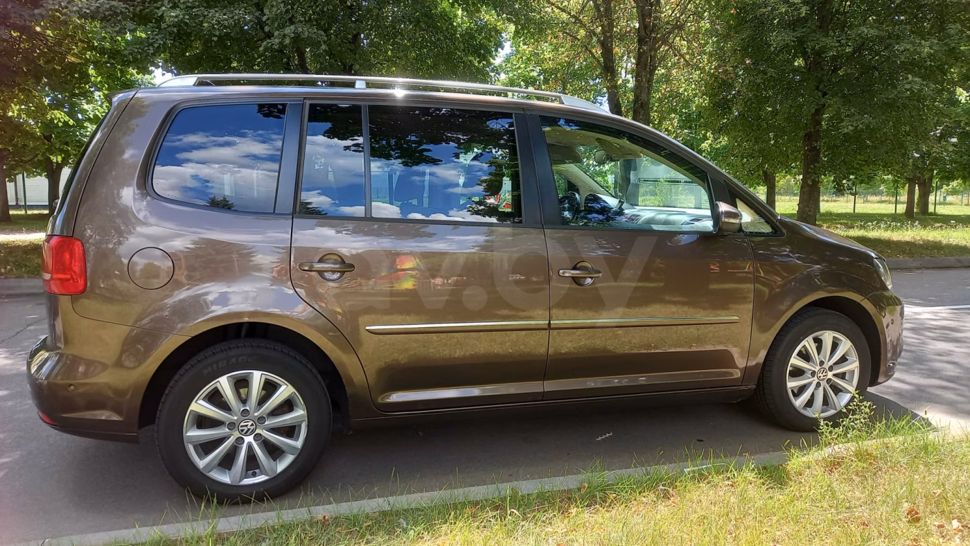 Volkswagen Touran фото 7