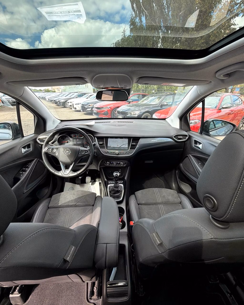 Opel Crossland X фото 10
