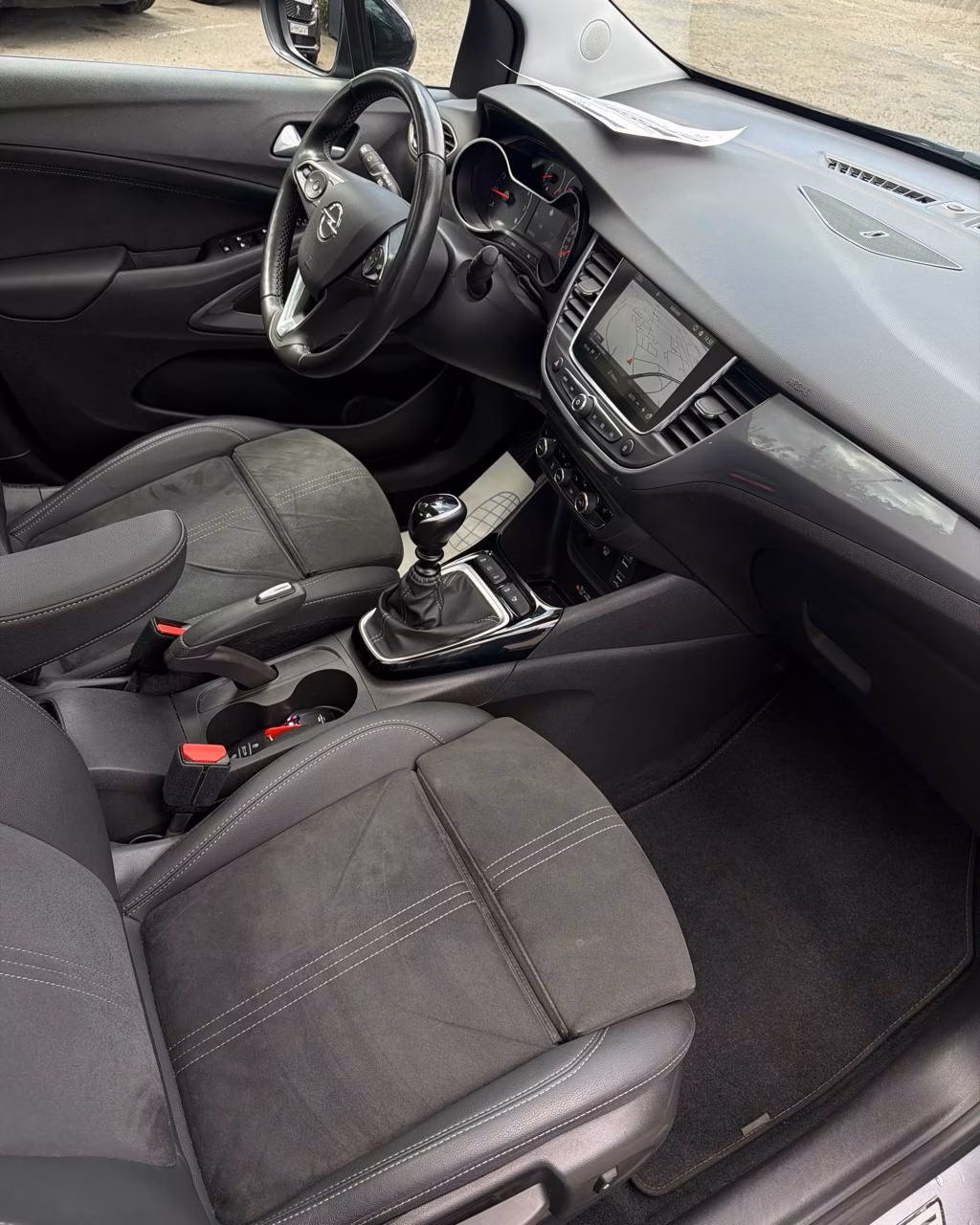 Opel Crossland X фото 12