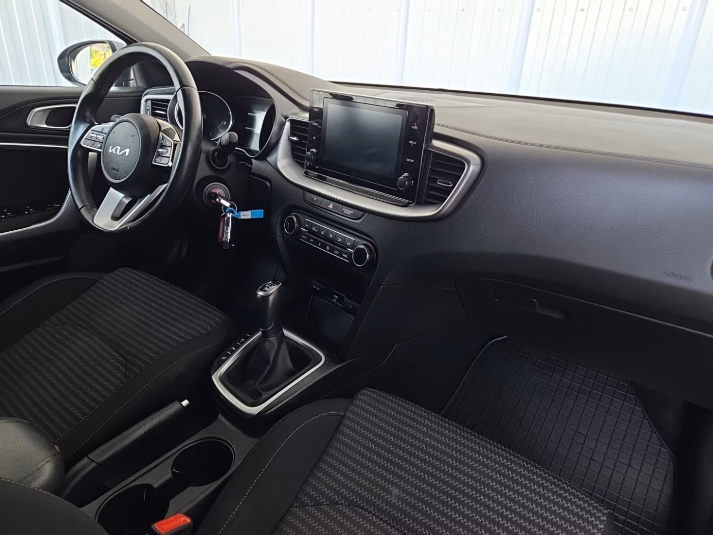 Kia Cee'd фото 9
