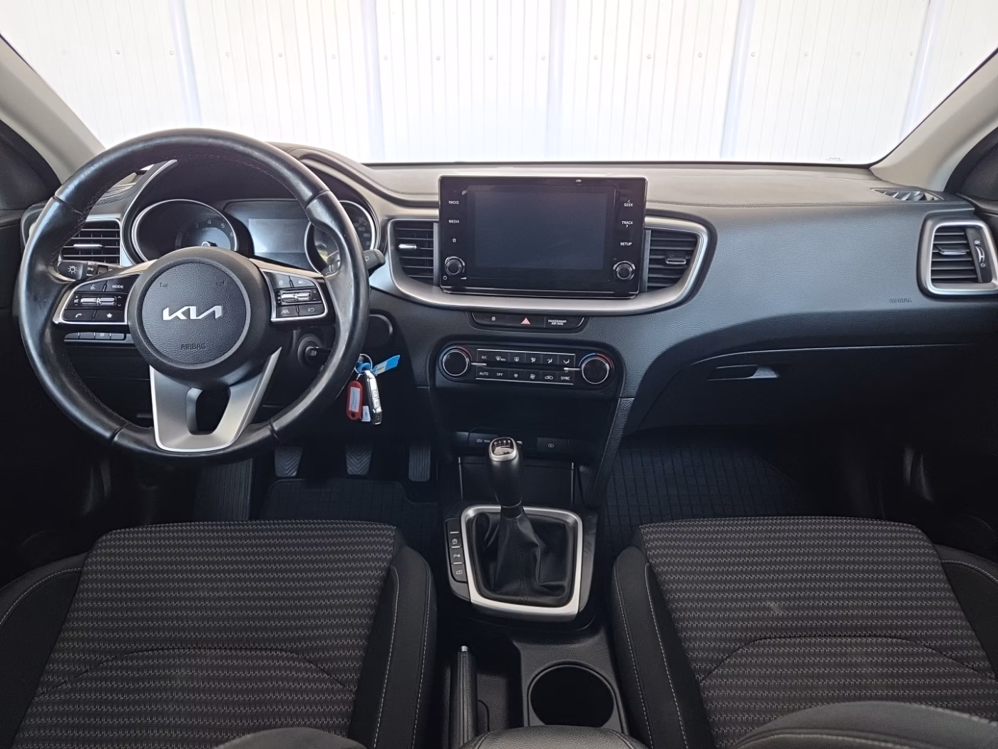 Kia Cee'd фото 10