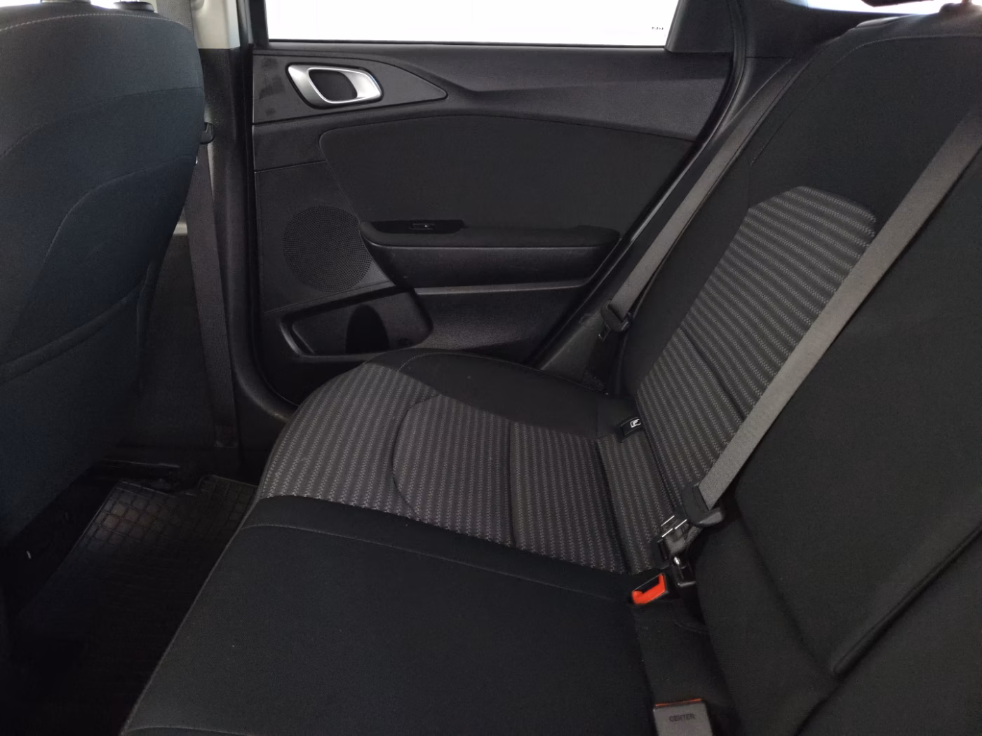 Kia Cee'd фото 11