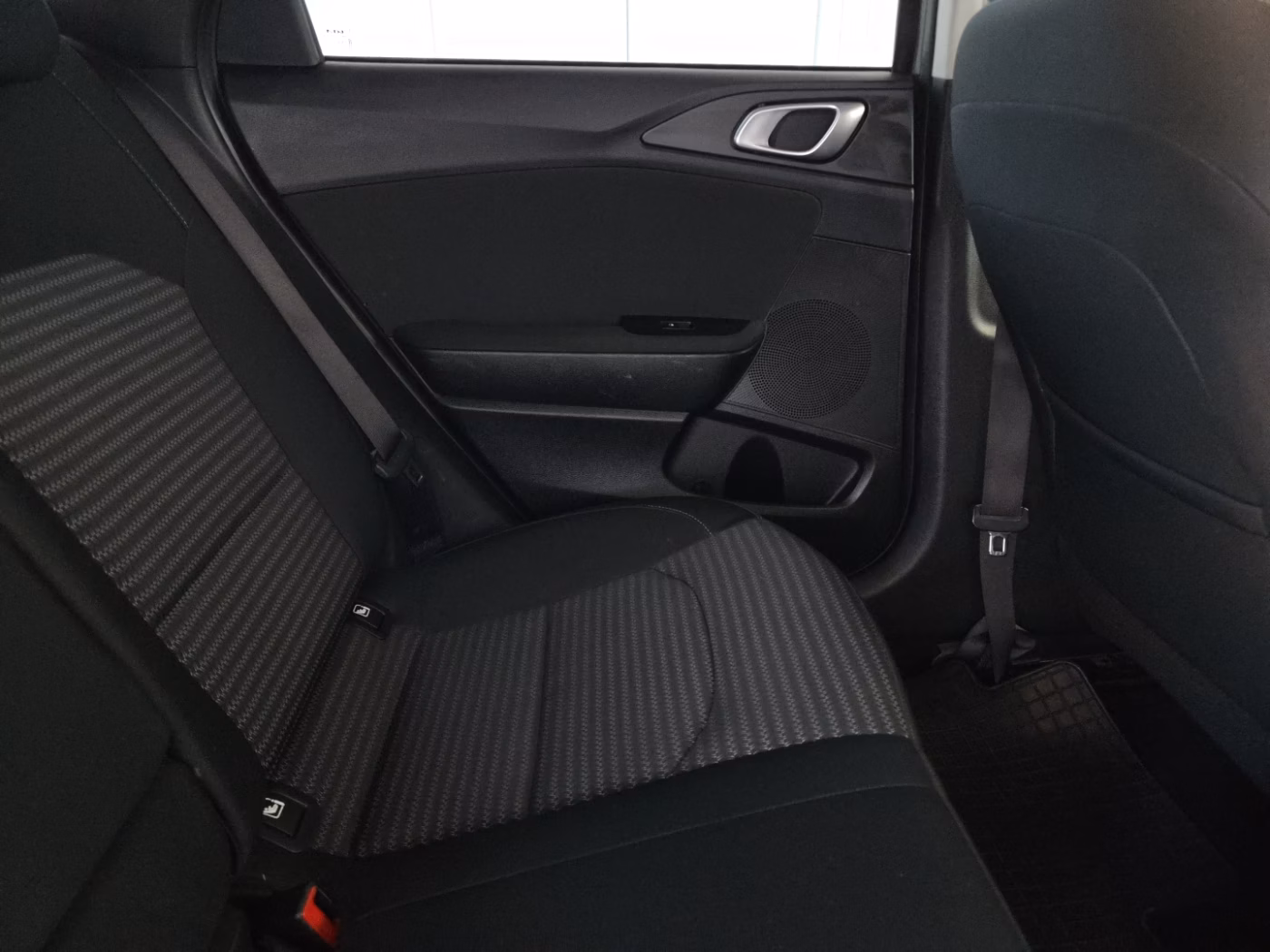 Kia Cee'd фото 14