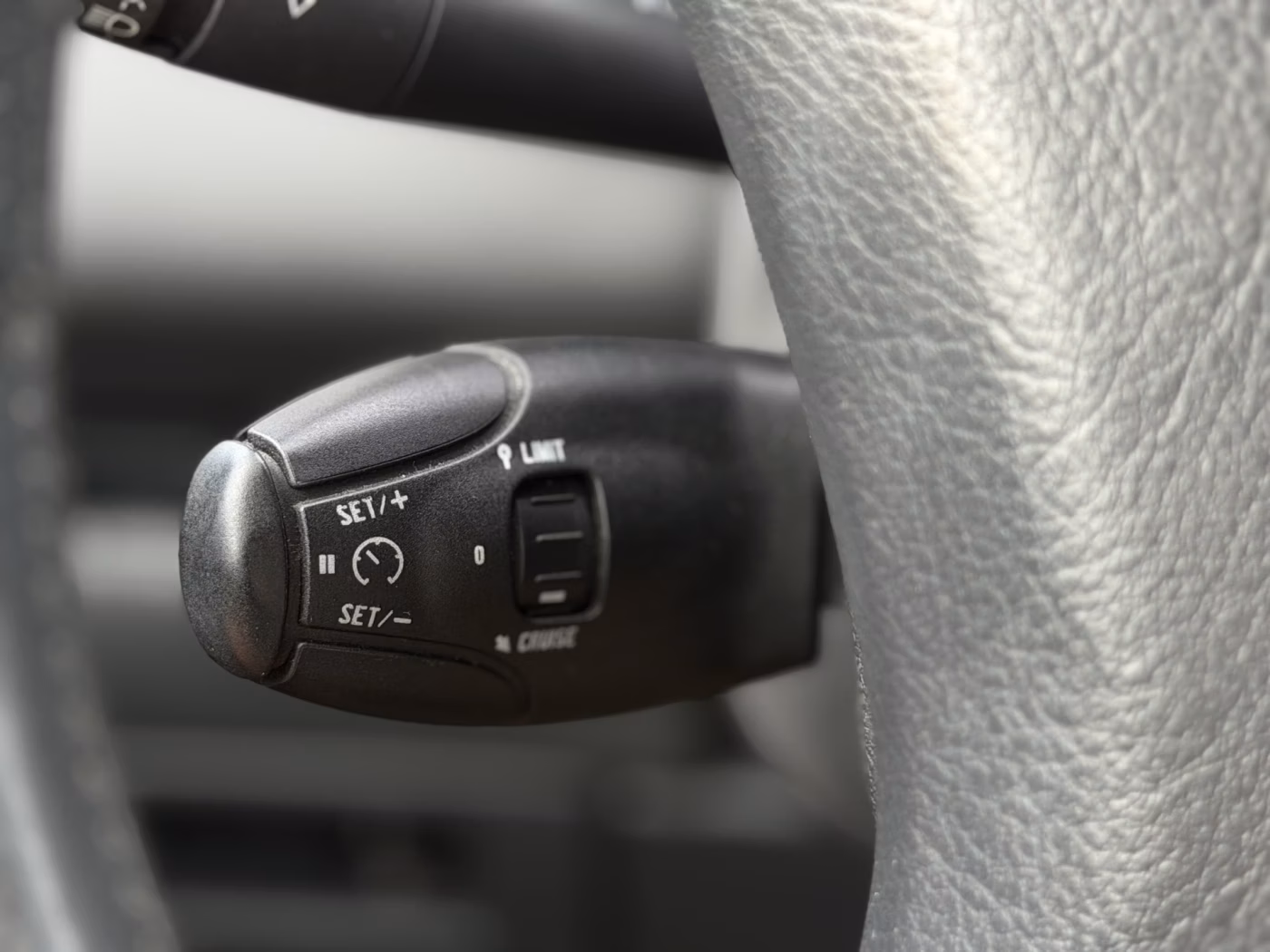 Peugeot 5008 фото 16