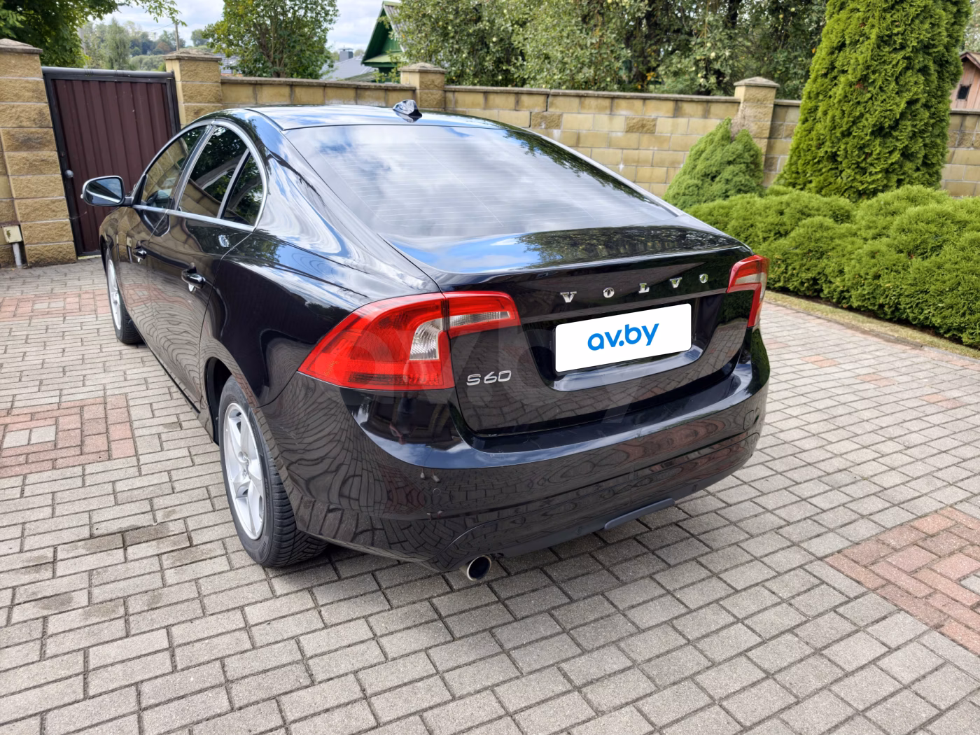 Volvo S60 фото 5