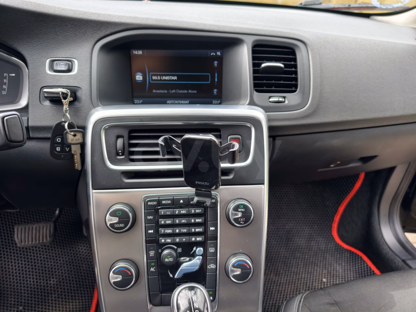 Volvo S60 фото 13
