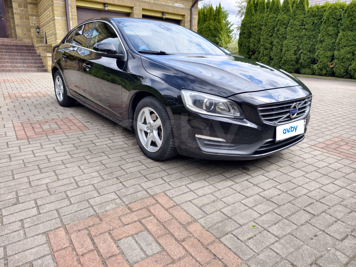 Volvo S60 фото 2