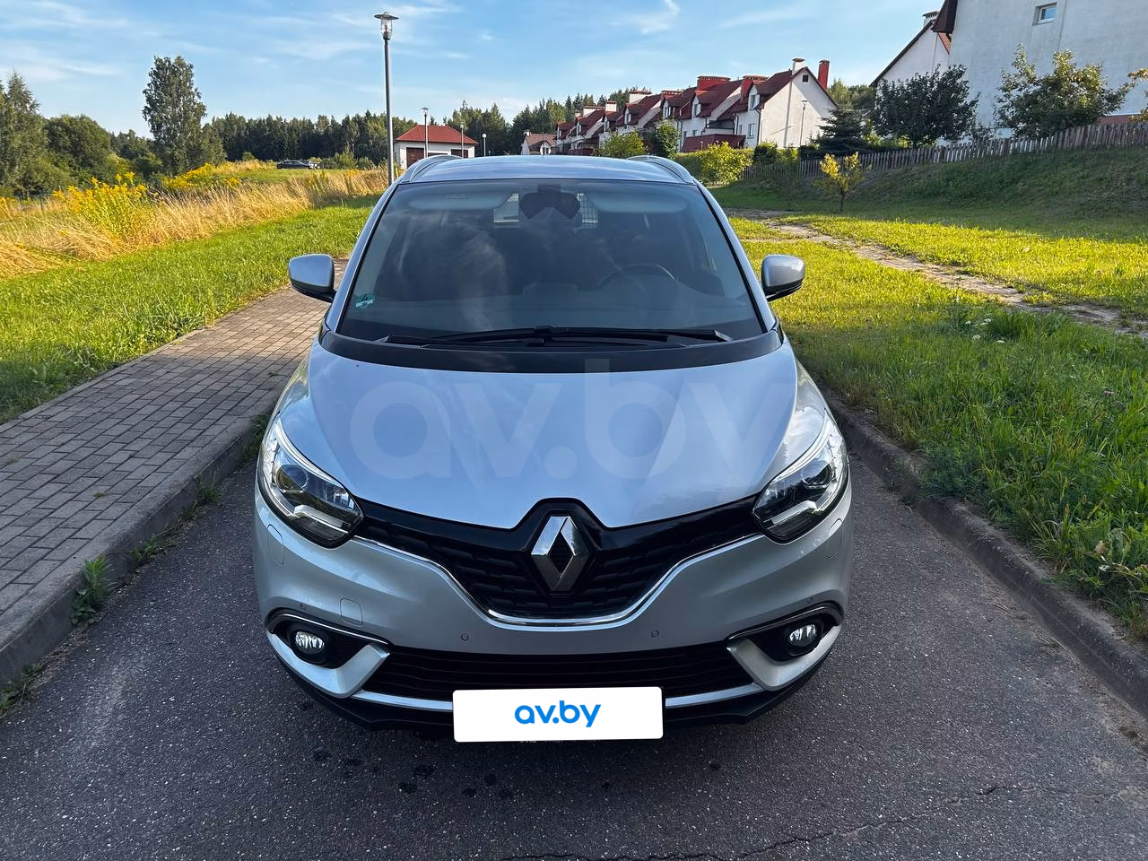 Renault Grand Scenic фото 2