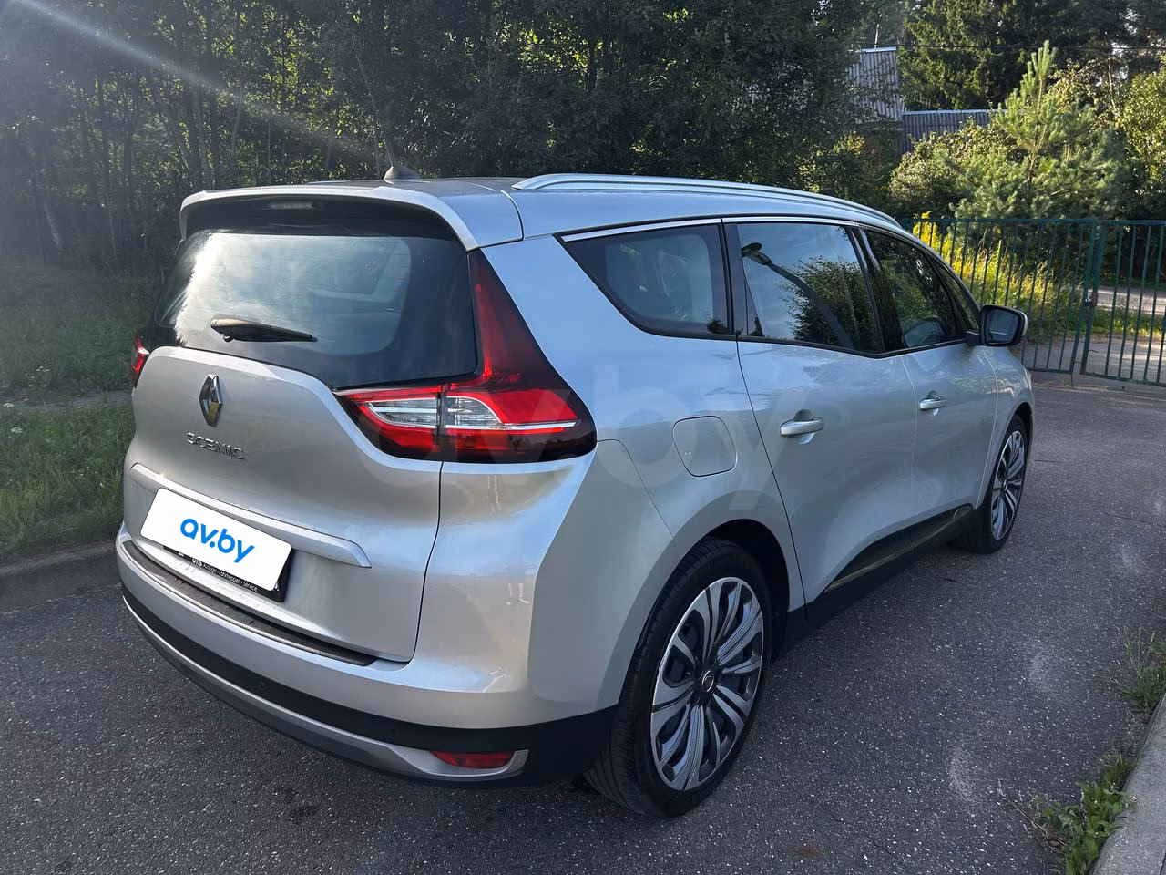 Renault Grand Scenic фото 4