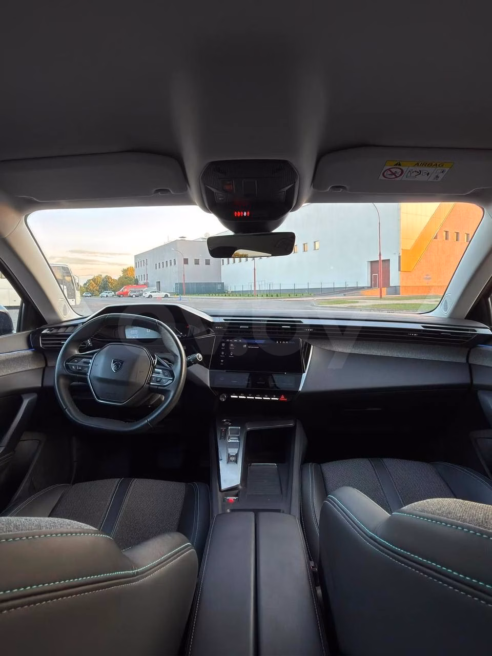 Peugeot 308 фото 11