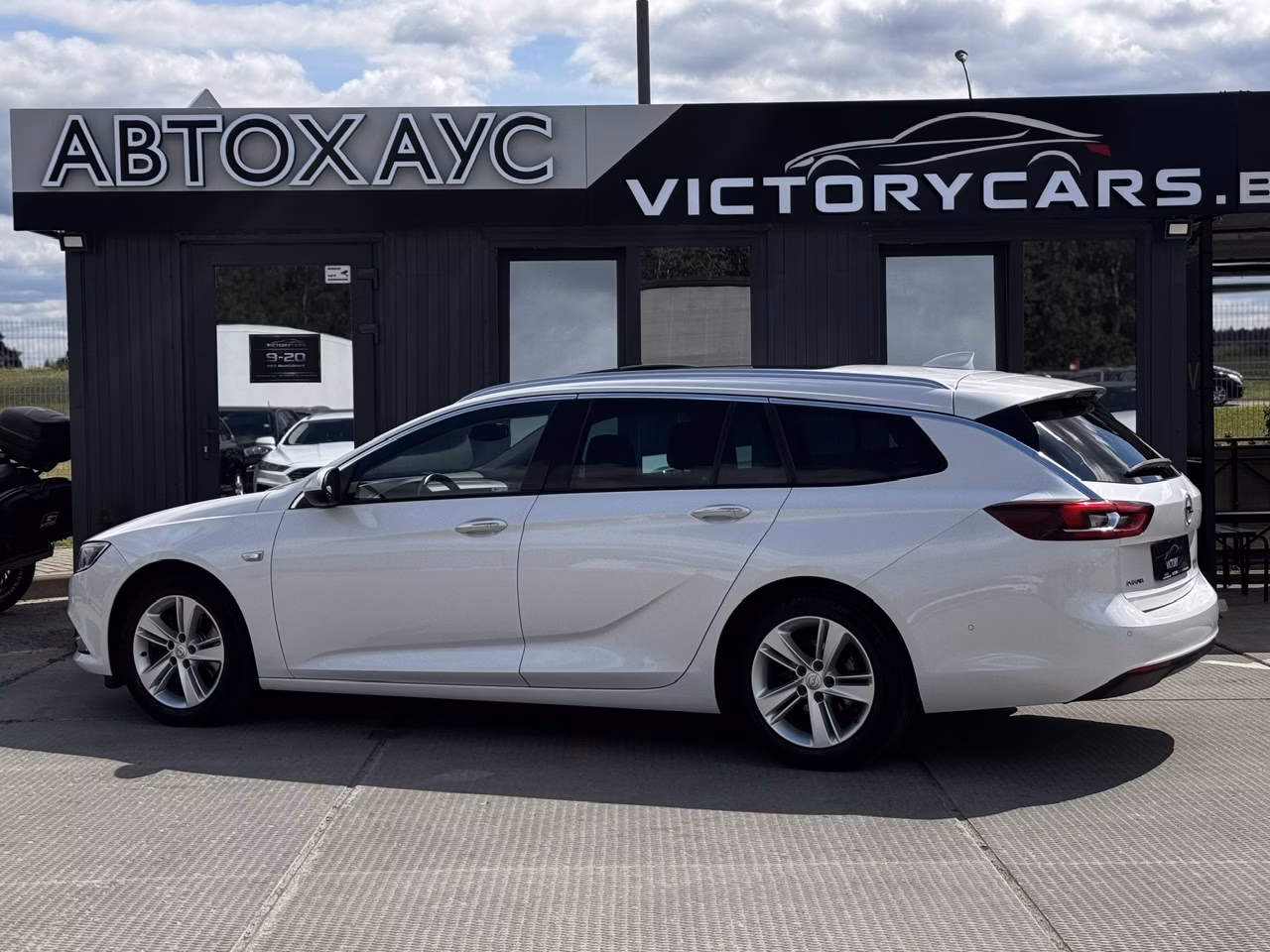 Opel Insignia фото 2