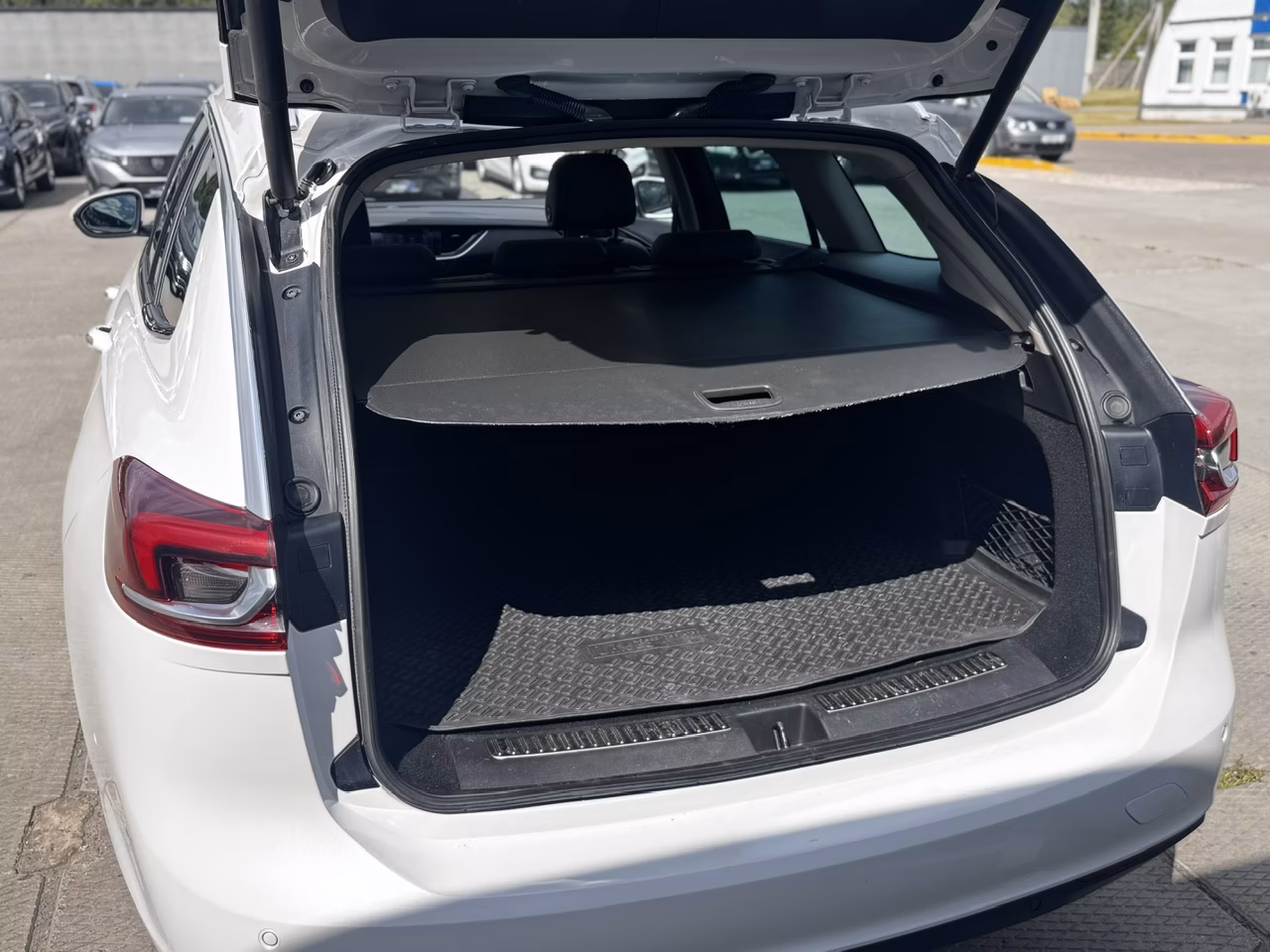 Opel Insignia фото 27
