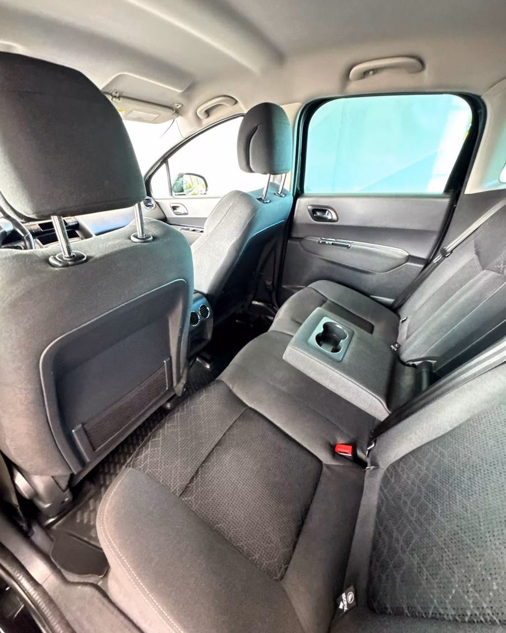 Peugeot 3008 фото 12