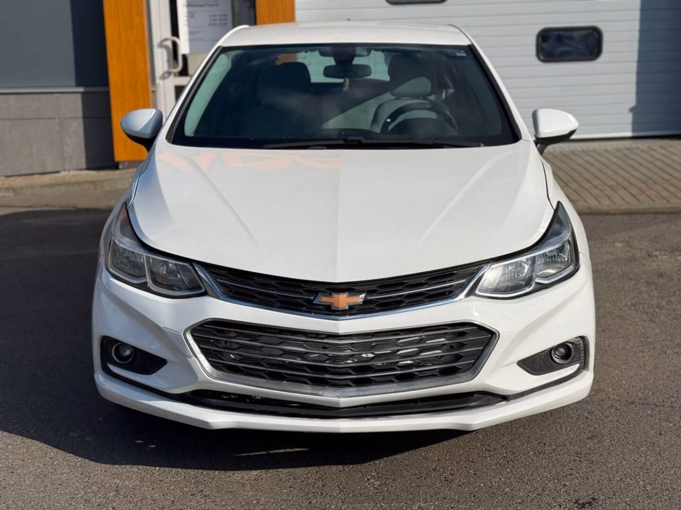 Chevrolet Cruze фото 2