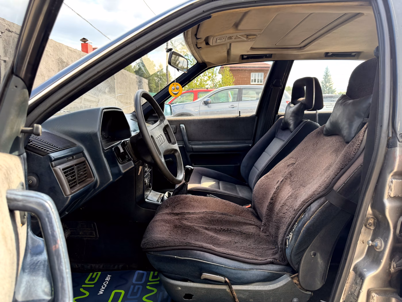 Audi 100 фото 8