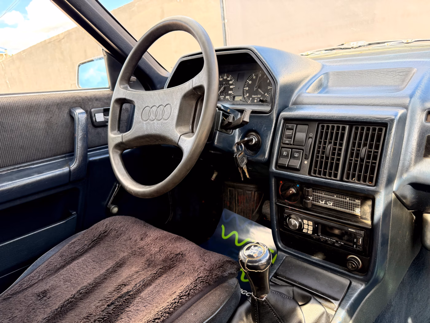 Audi 100 фото 17