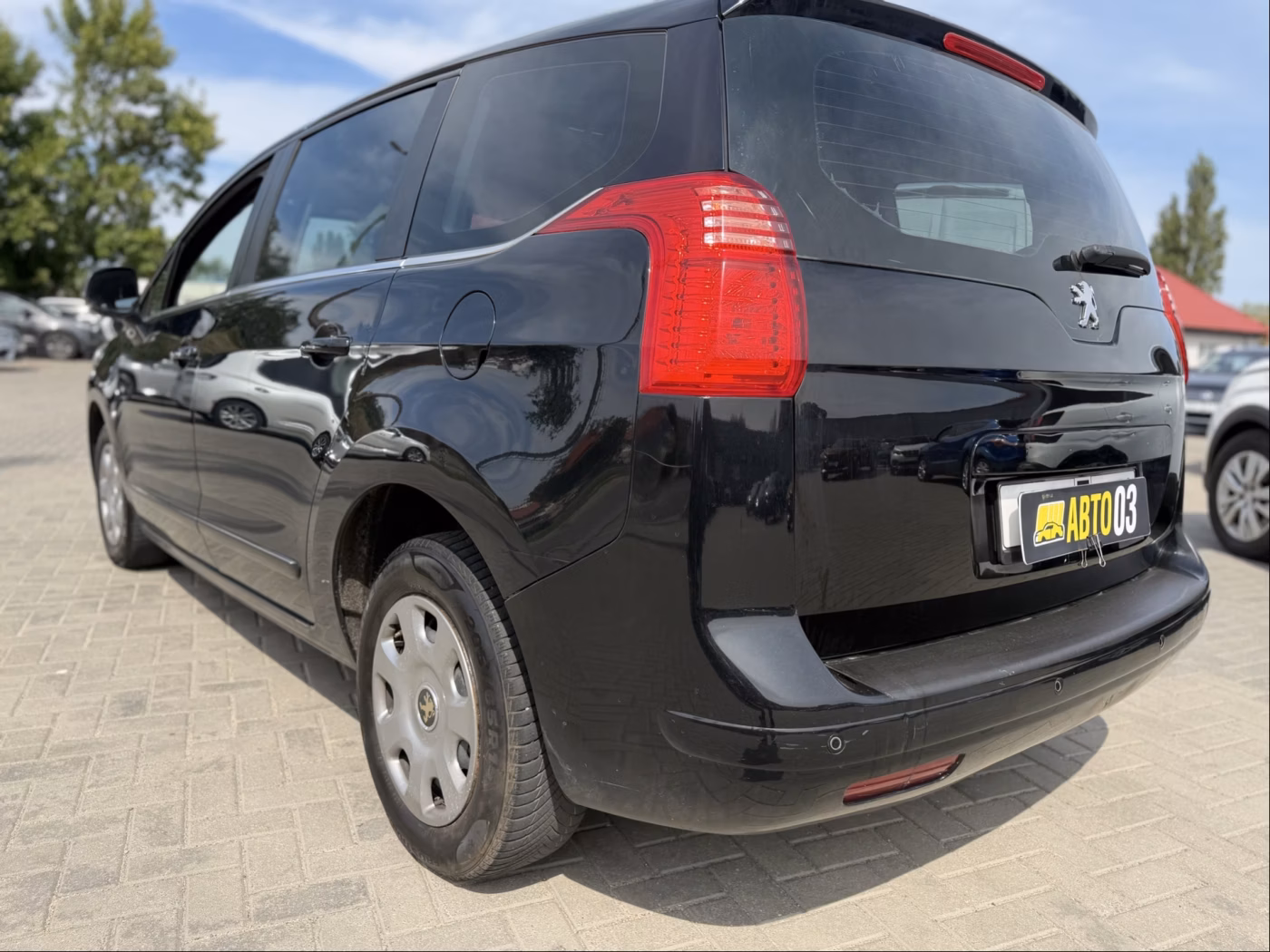Peugeot 5008 фото 7