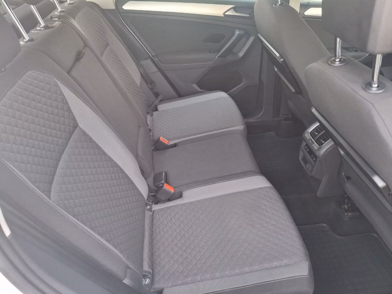 Volkswagen Tiguan фото 10