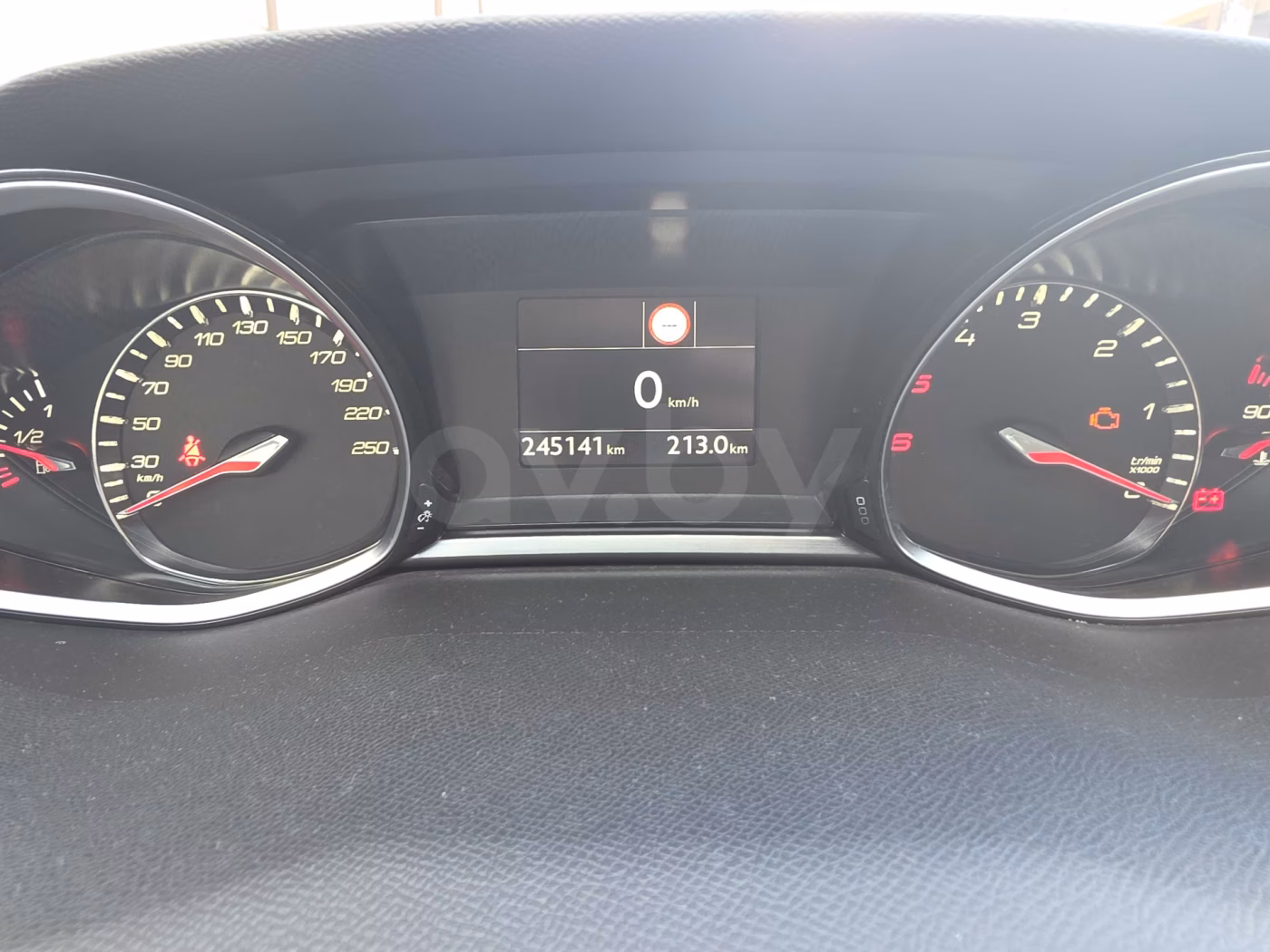 Peugeot 308 фото 12