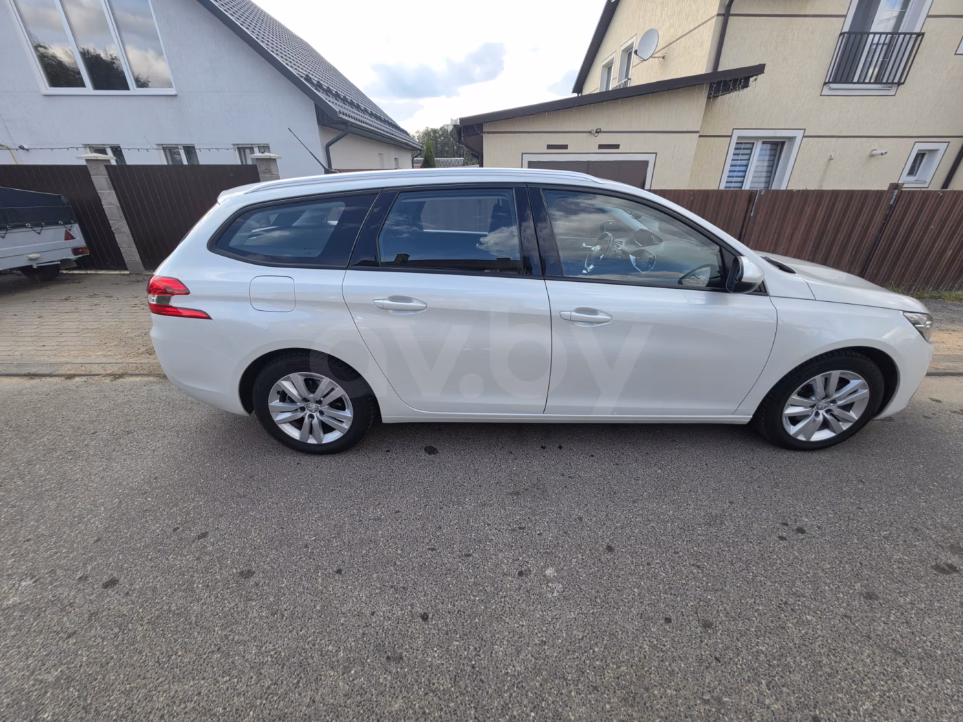 Peugeot 308 фото 8