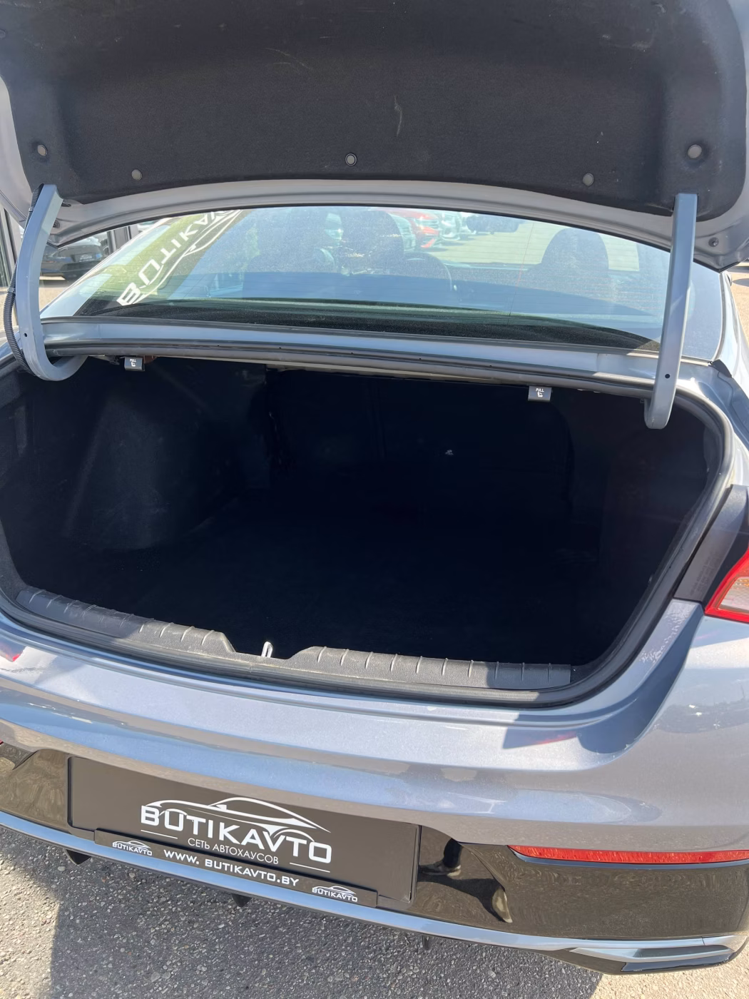 Kia K5 фото 16
