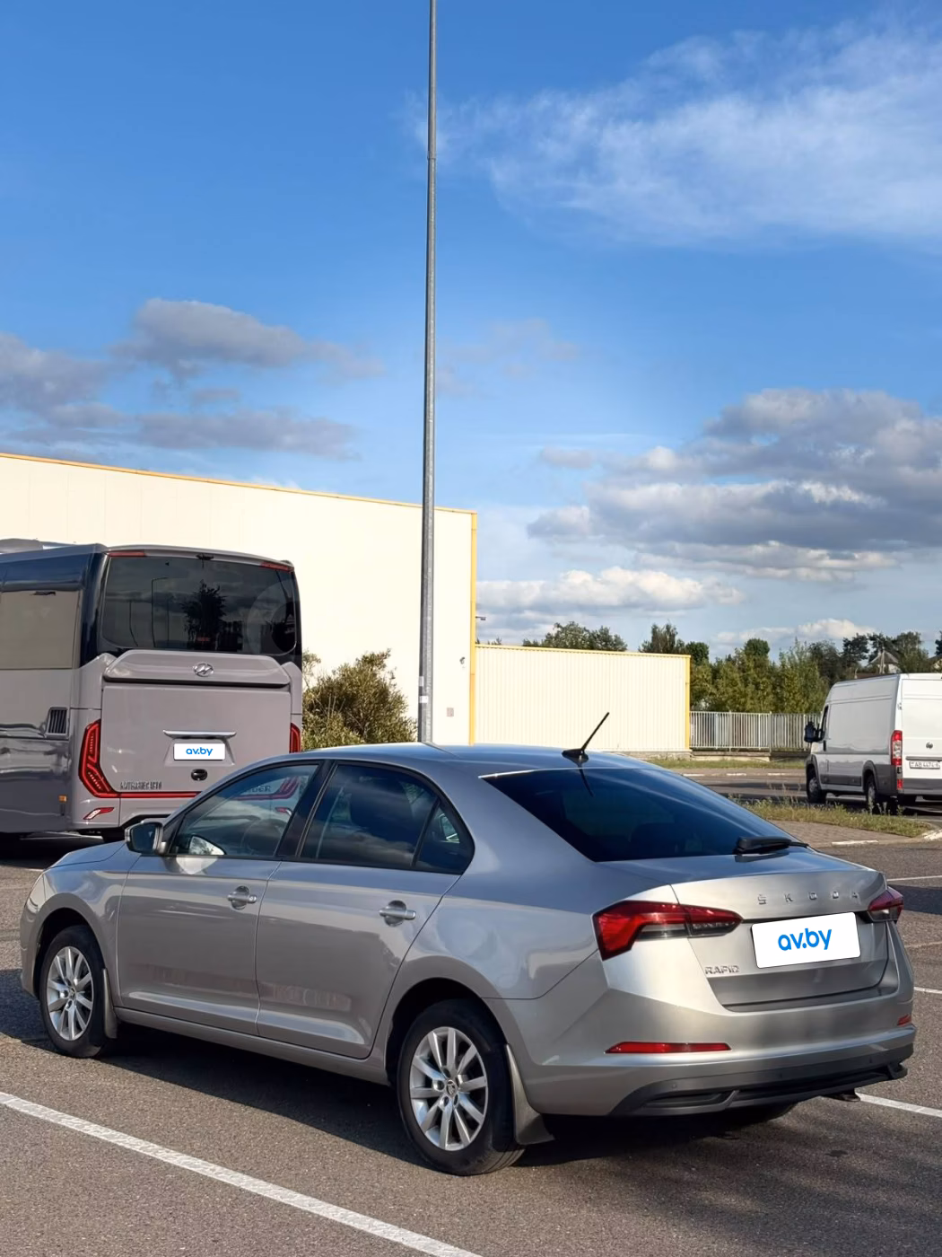 Skoda Rapid фото 4