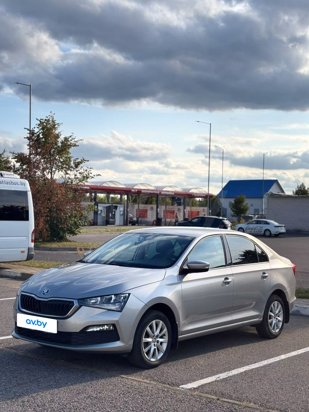 Skoda Rapid фото 2