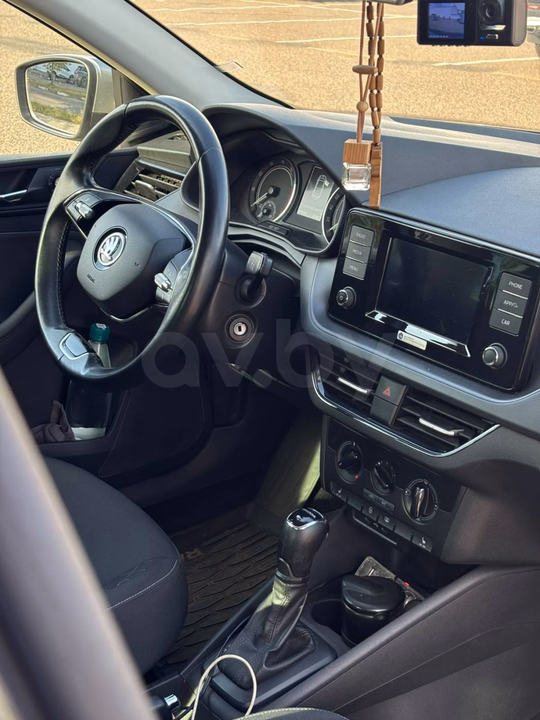 Skoda Rapid фото 9
