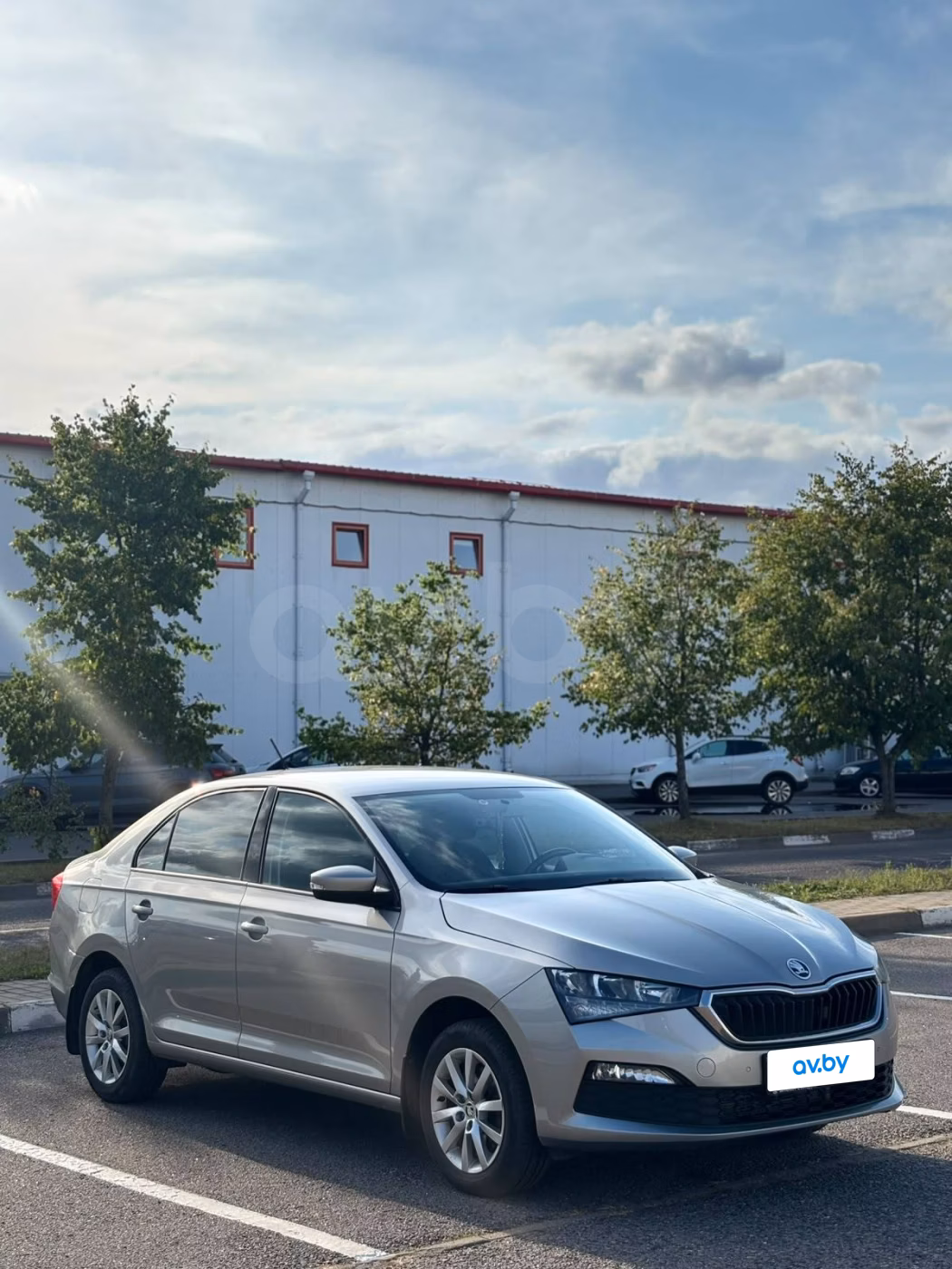 Skoda Rapid фото 8