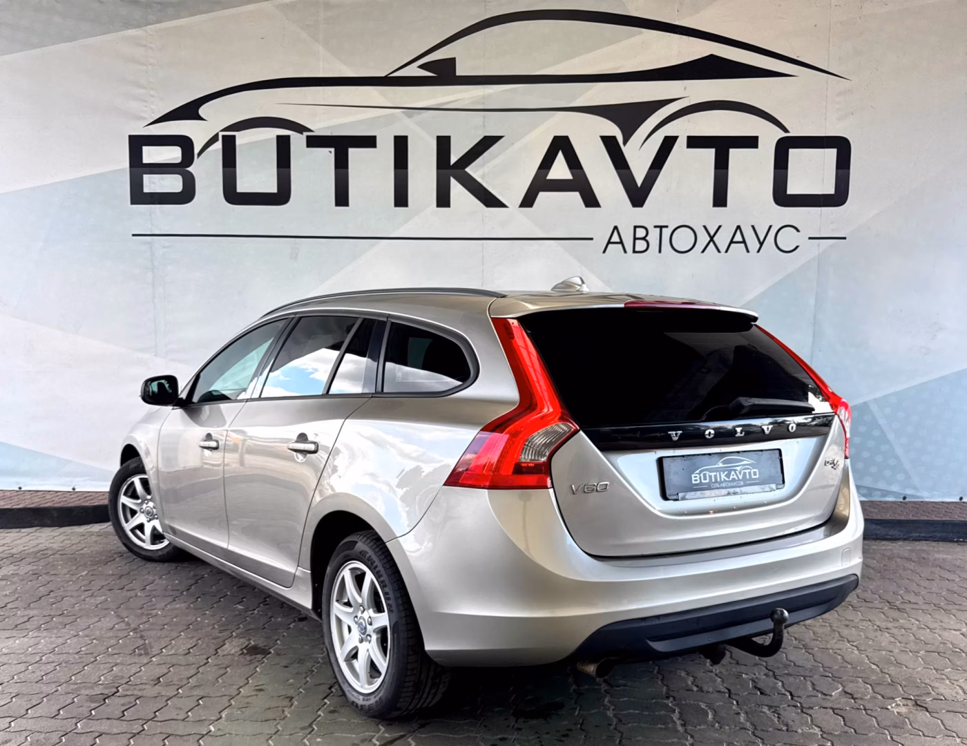 Volvo V60 фото 5