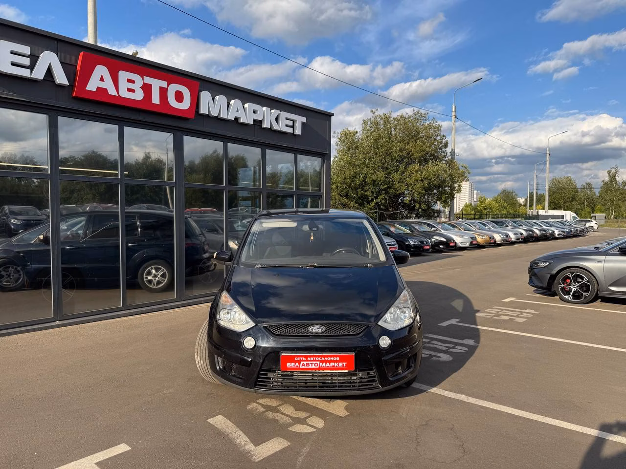 Ford S-MAX фото 2