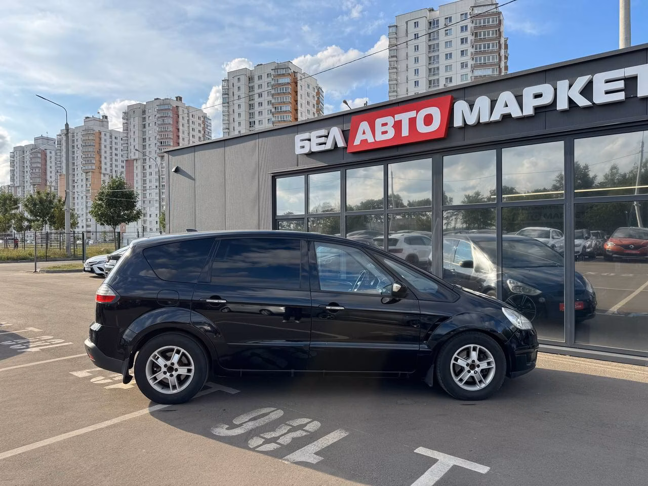 Ford S-MAX фото 4