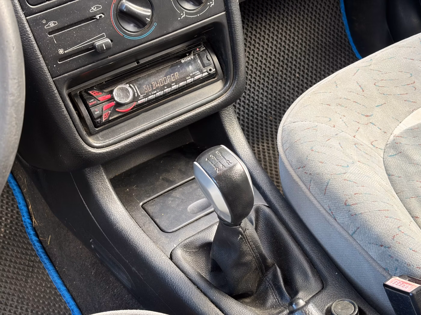 Peugeot 406 фото 28