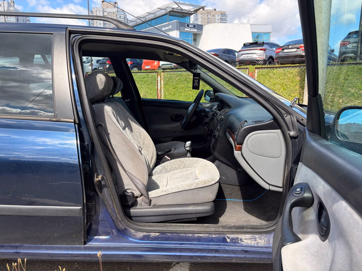 Peugeot 406 фото 22