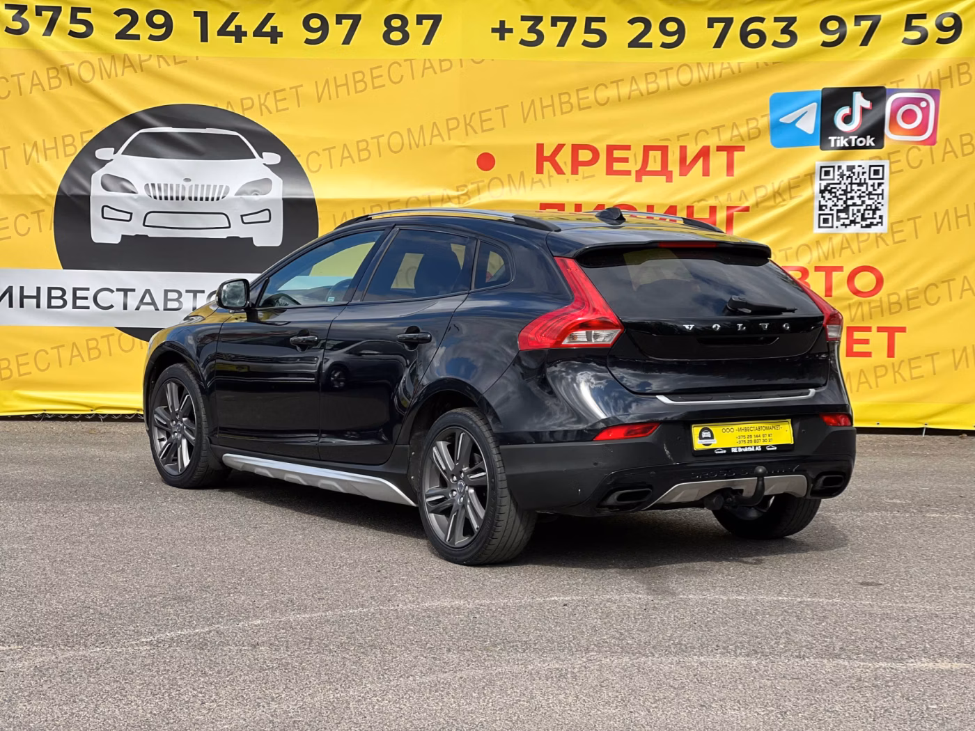 Volvo V40 Cross Country фото 8