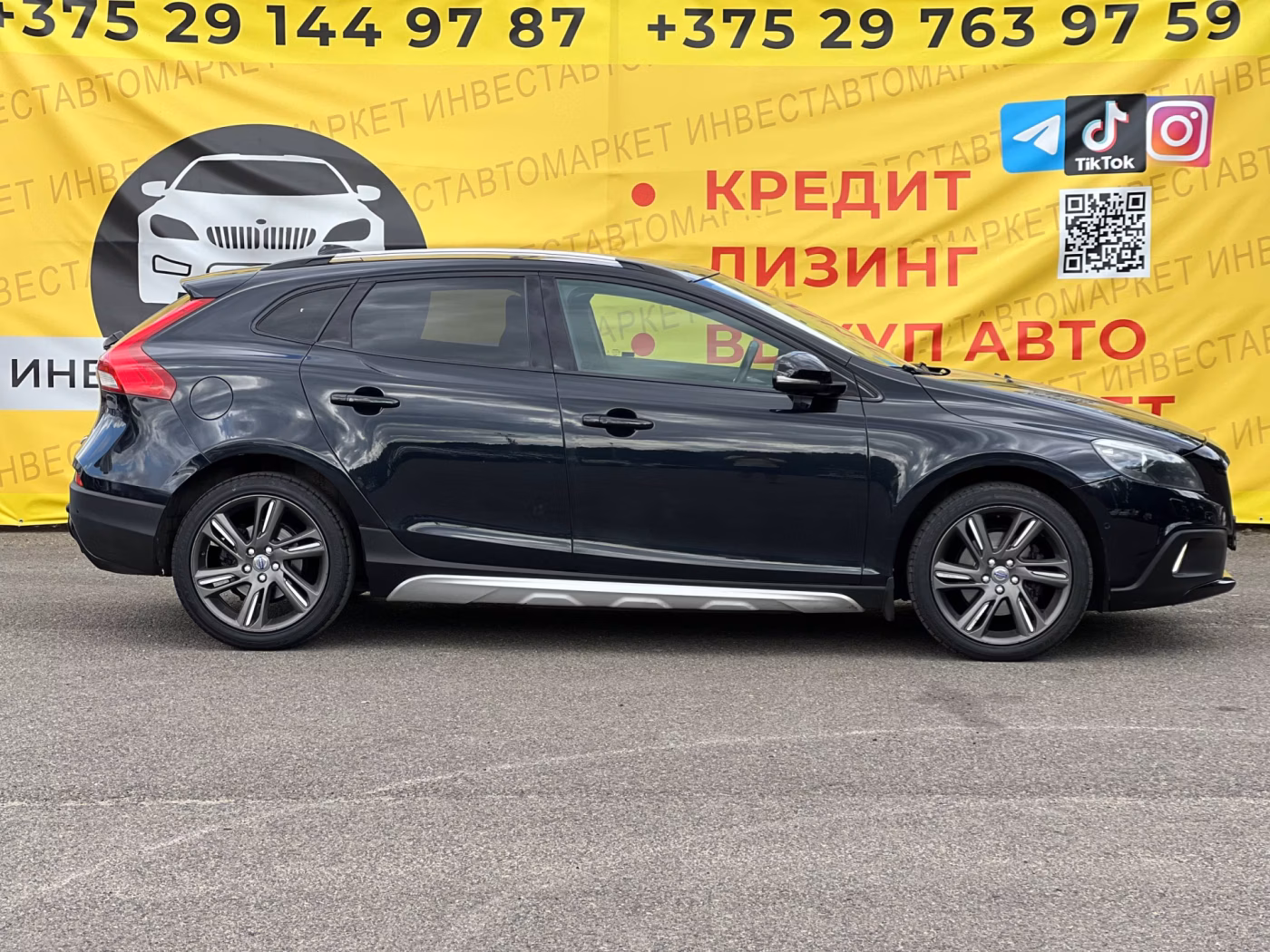Volvo V40 Cross Country фото 4