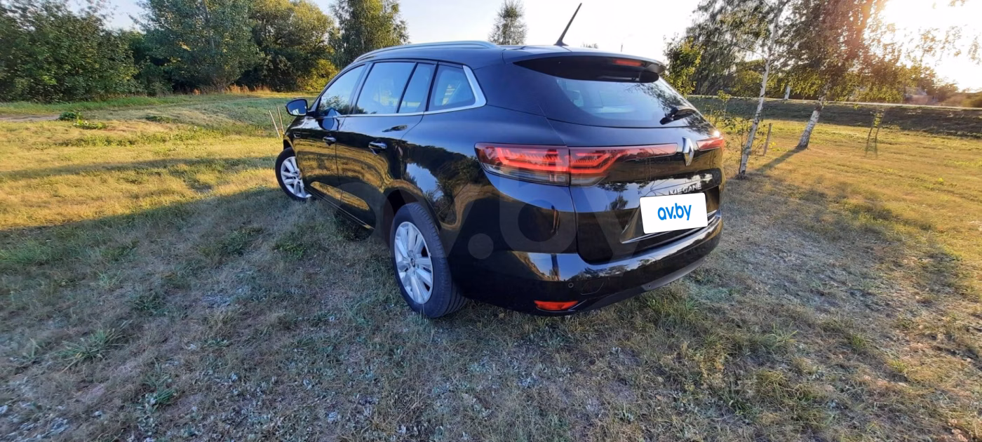 Renault Megane фото 3