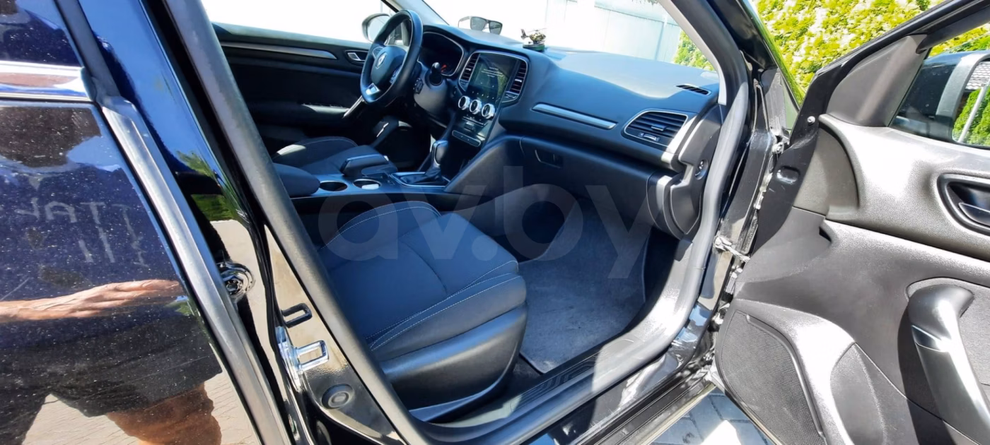 Renault Megane фото 8
